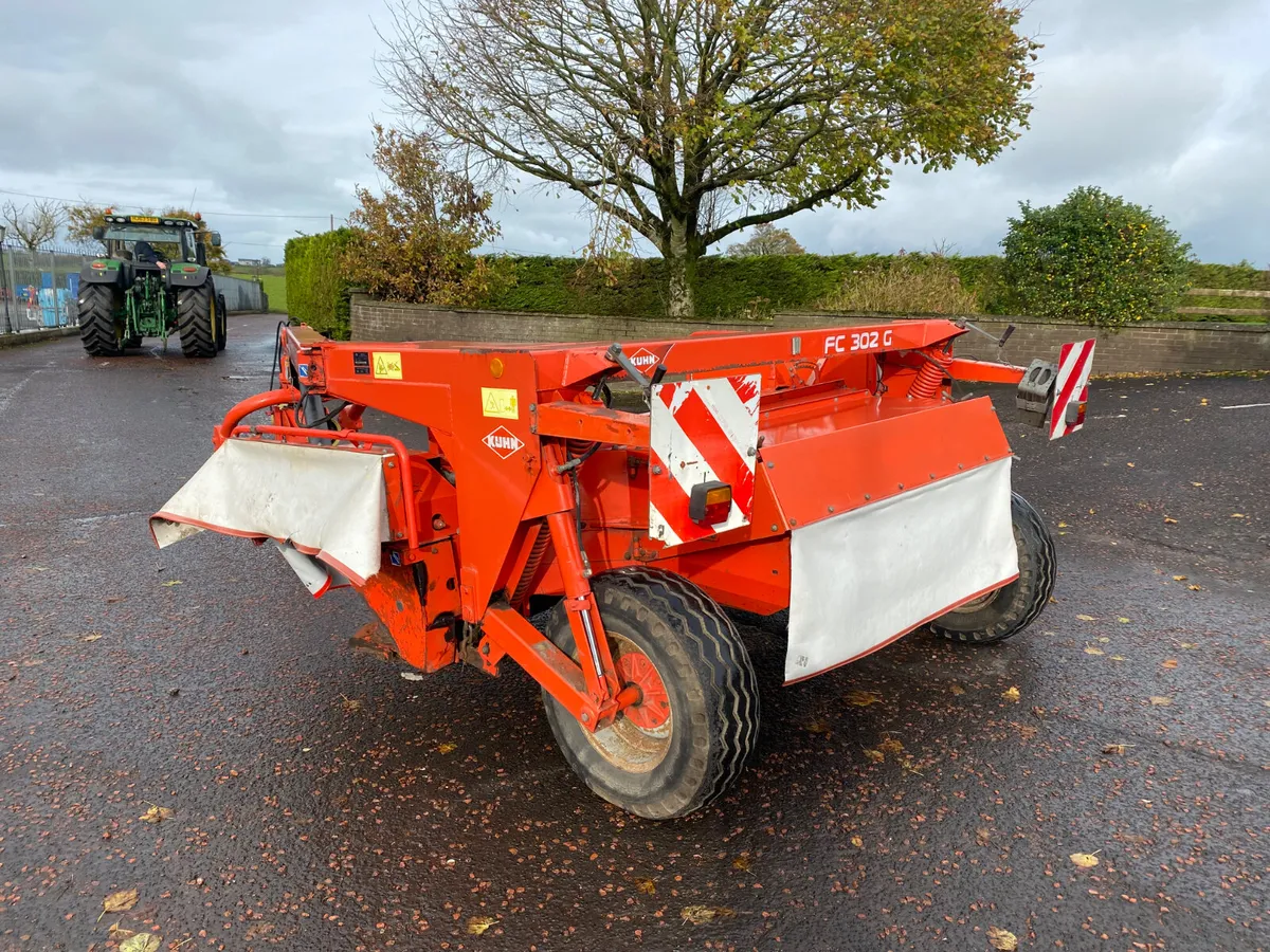 Kuhn FC302G Mower Conditioner - Image 3