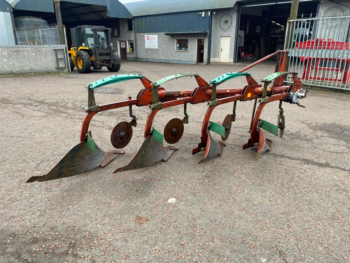 KVERNELAND 4F Spring Release Plough - Image 3