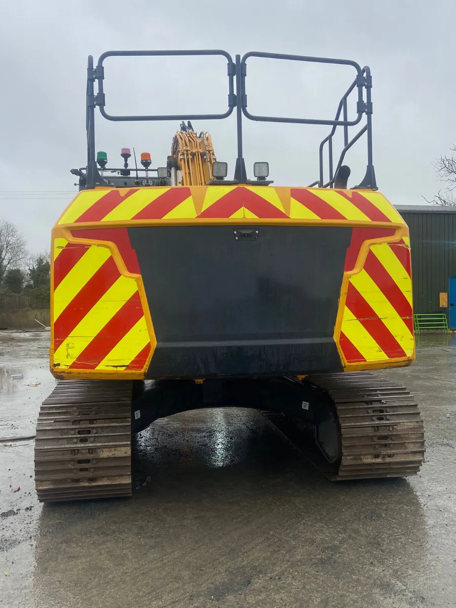 2023 LiuGong 922F Excavator - Image 3