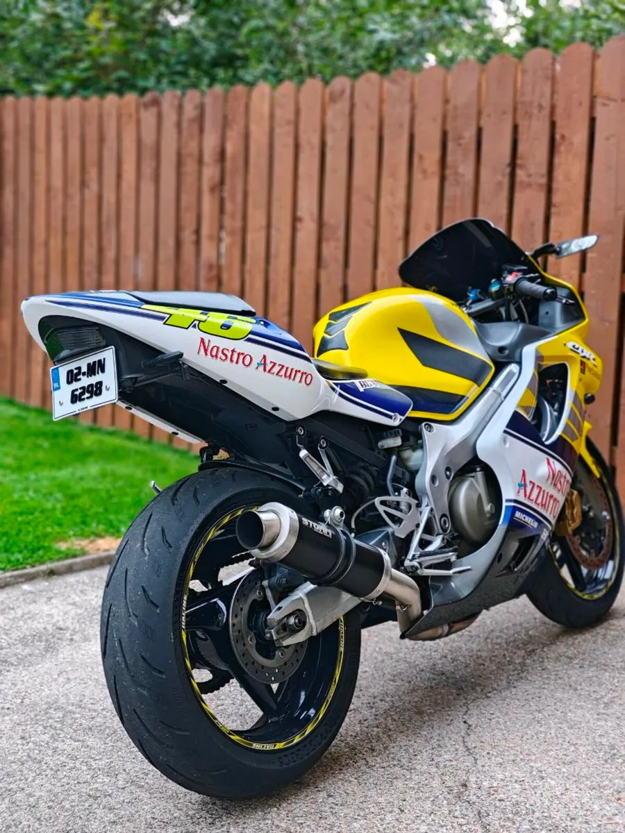 Honda CBR 600FS Valentino Rossi edition FR1 - Image 2