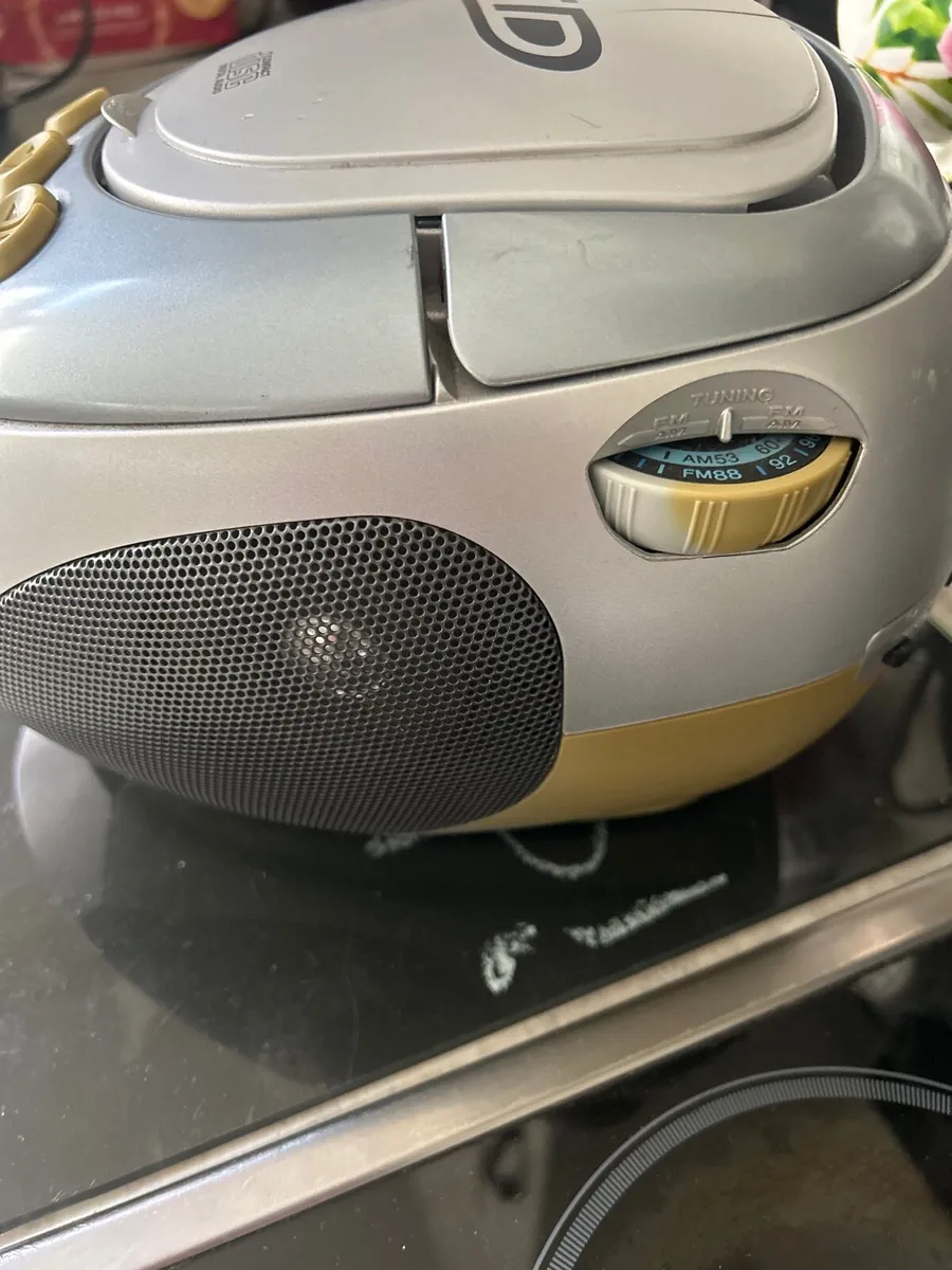 Portable music 3 in 1 player - Image 2