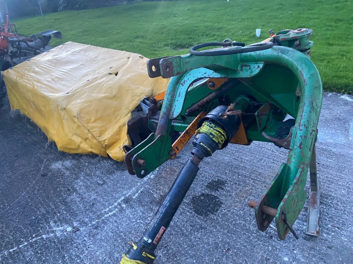 Malone  pro cut 700 mower - Image 2