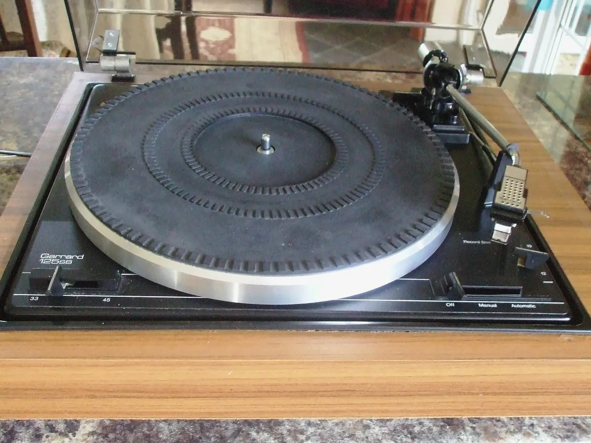 Garrard 125SB turtable with Ortofon Cartidge - Image 3