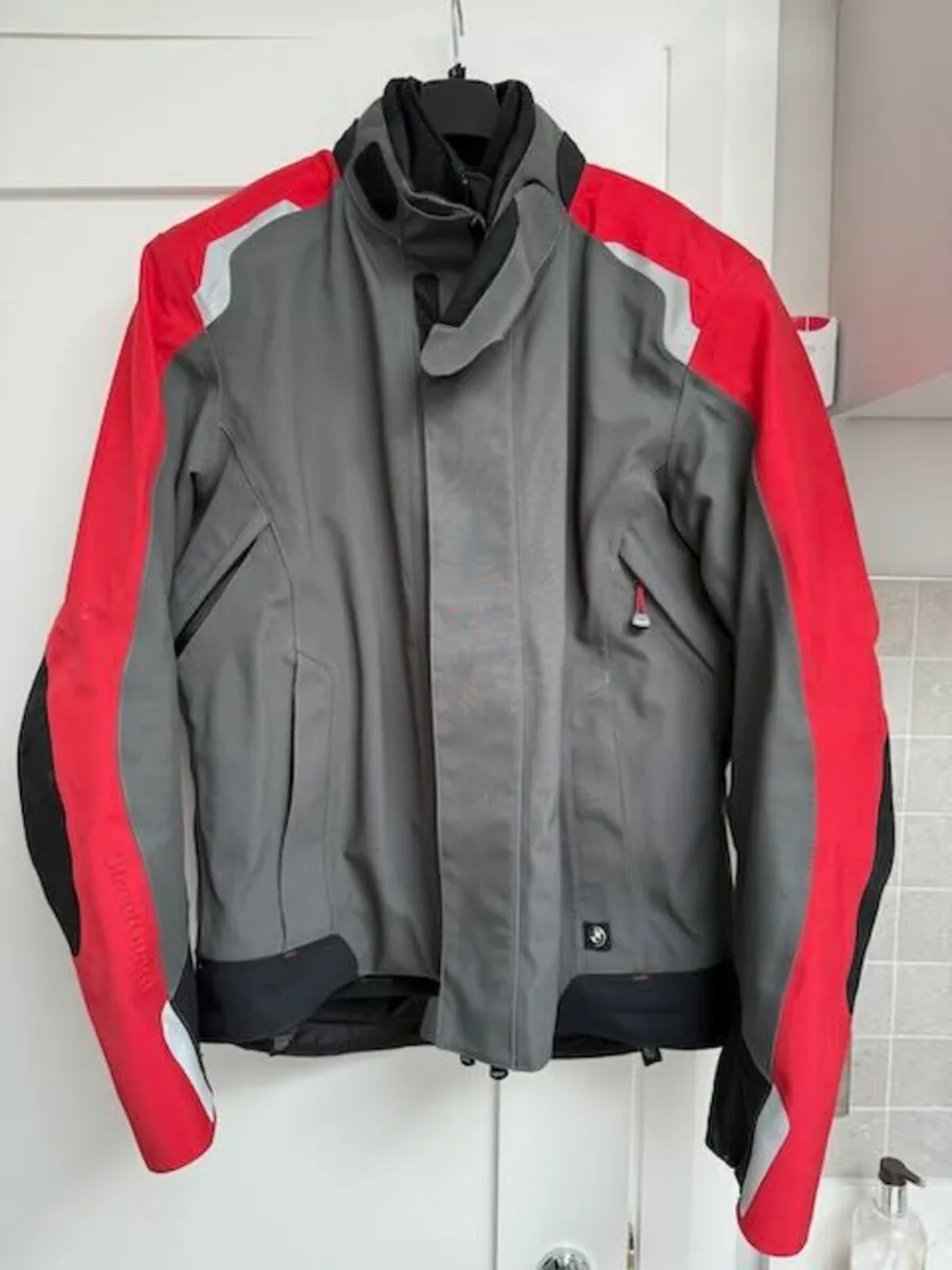 BMW Streetguard 3 Jacket and Trousers - Image 4