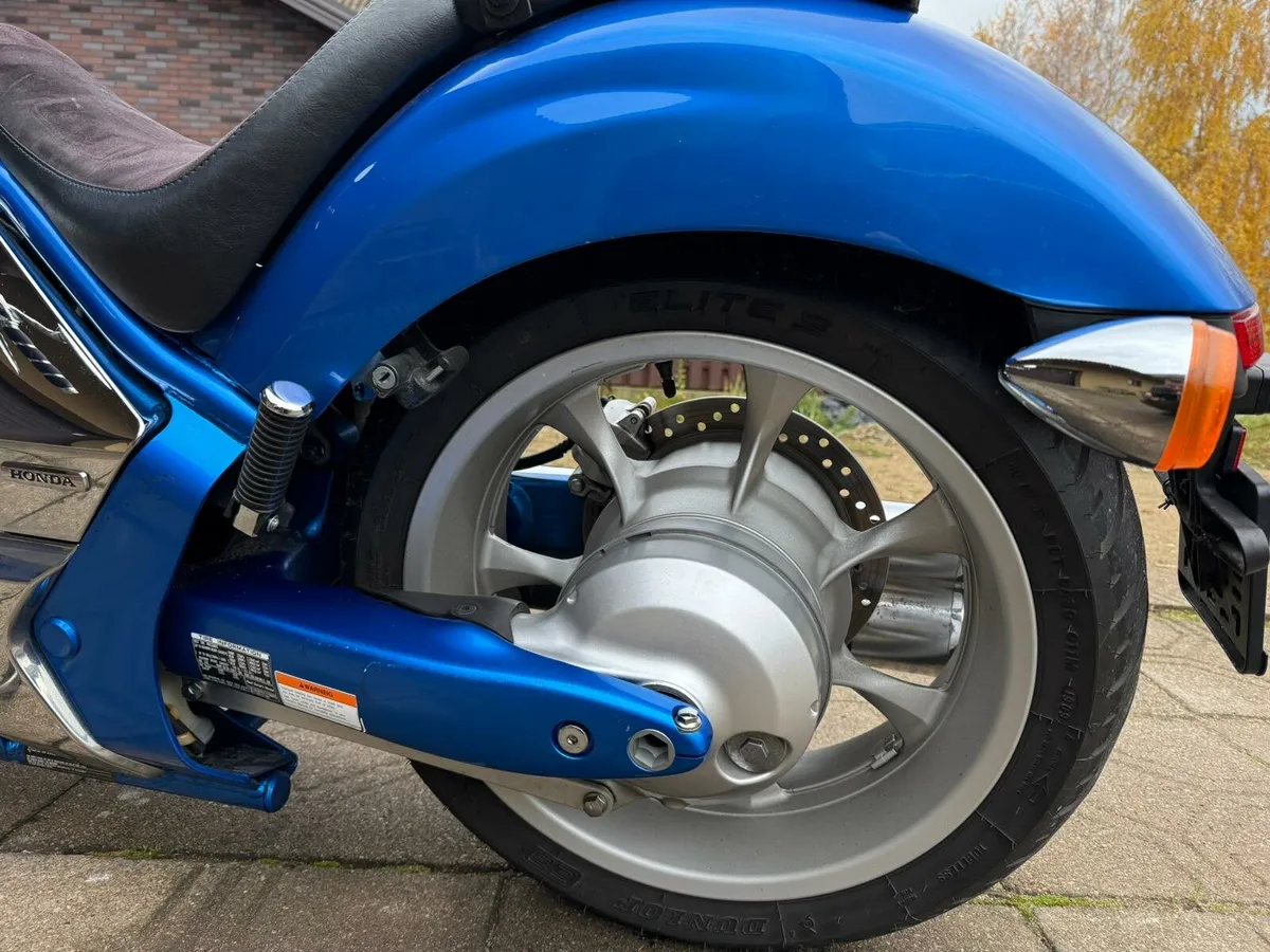 Honda Fury Vt1300cx - Image 3