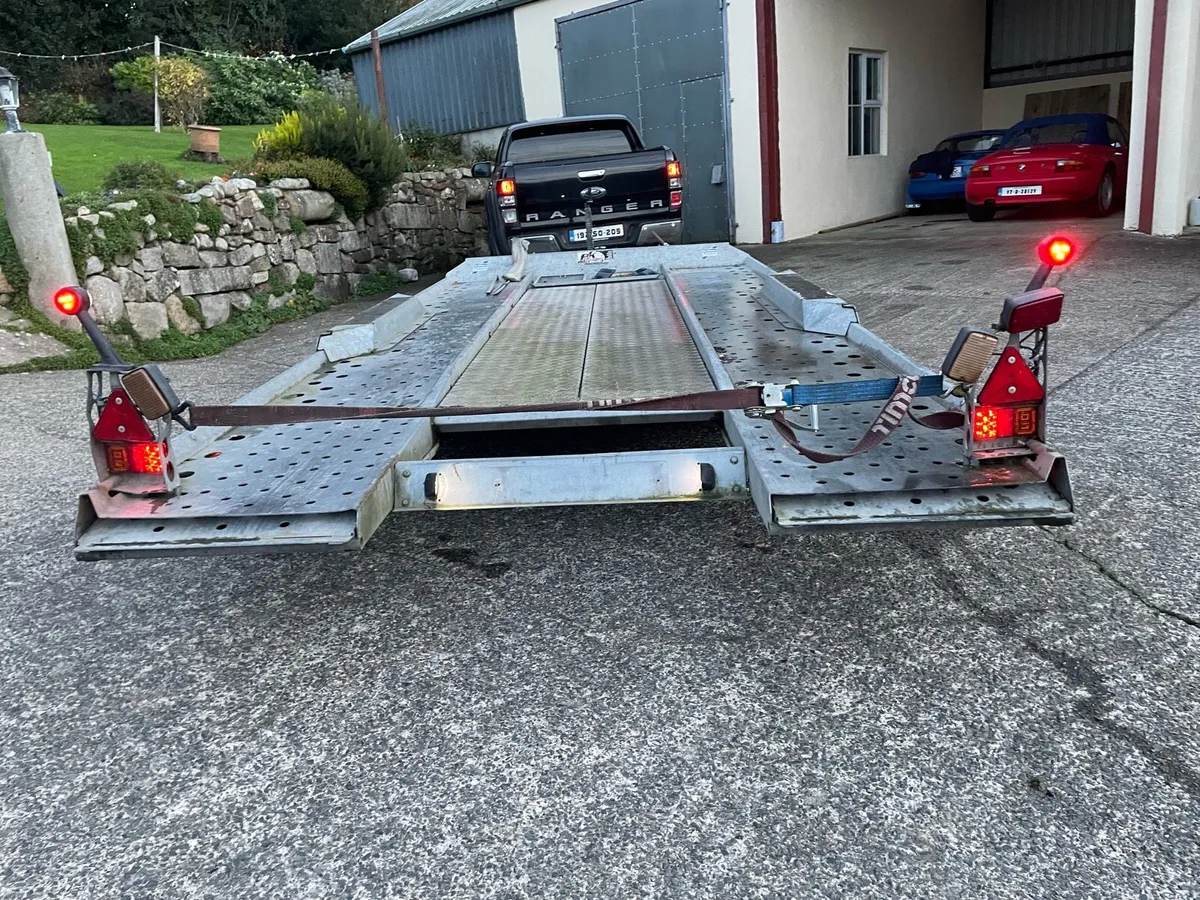 Car transporter for hire - Image 1