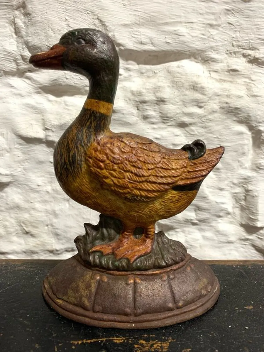 Antique Cast Iron Duck Doorstop. - Image 1