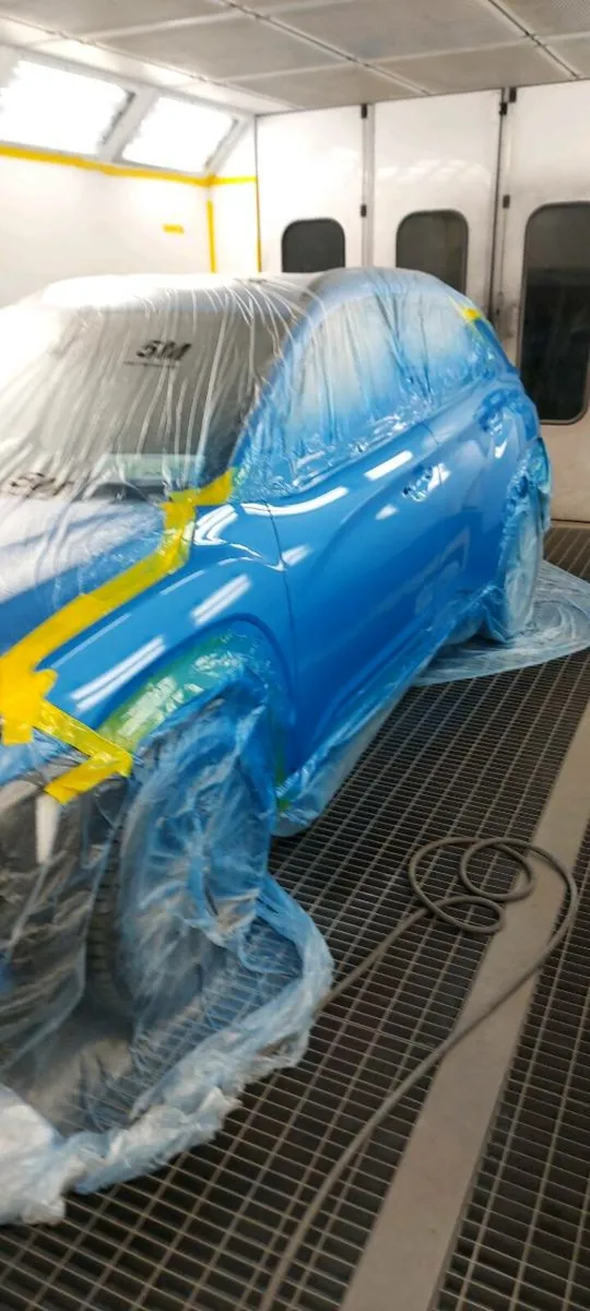 CRASH REPAIR AND SPRAY PAINTING - Image 4