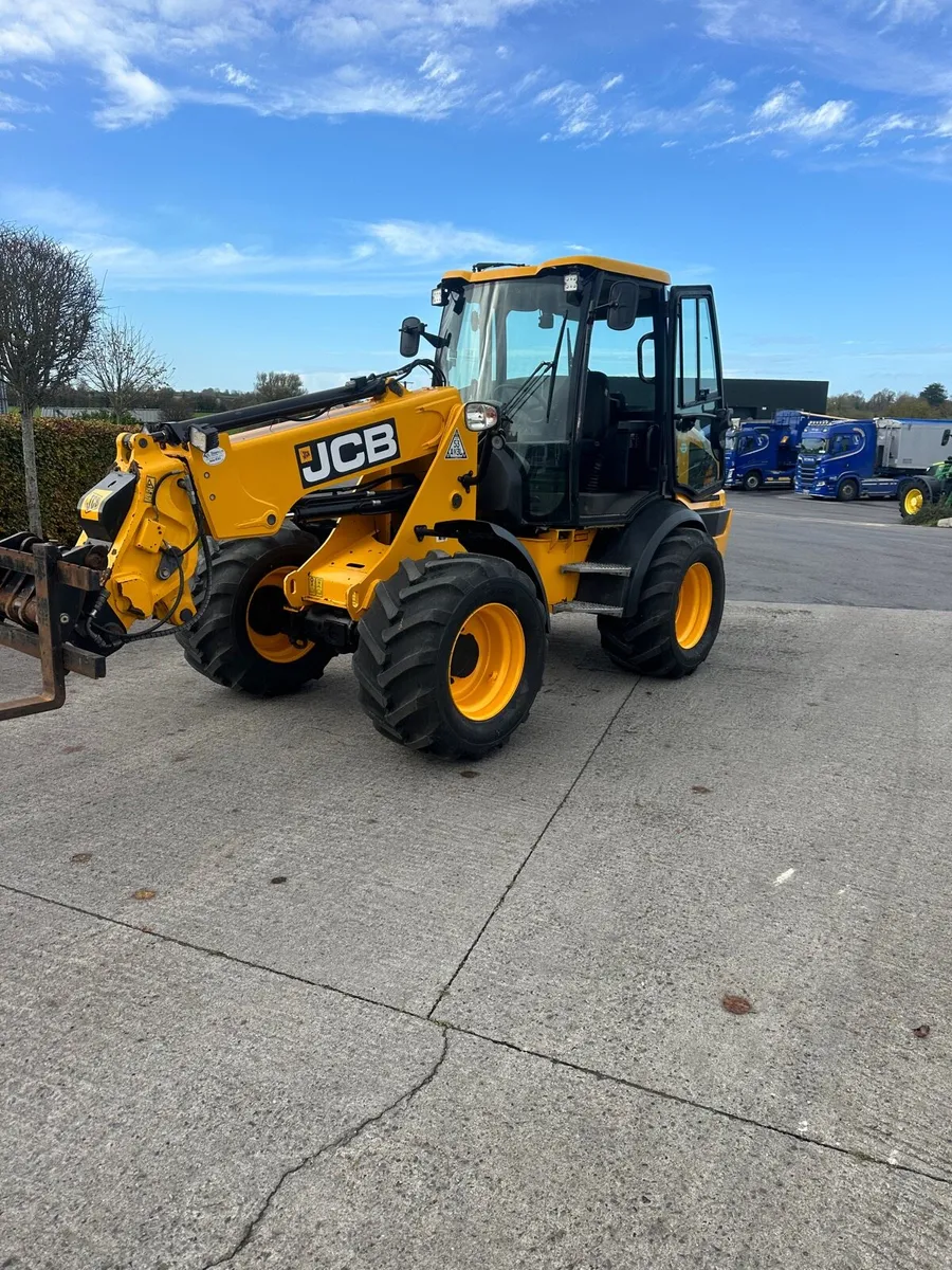 Jcb tm220 - Image 2