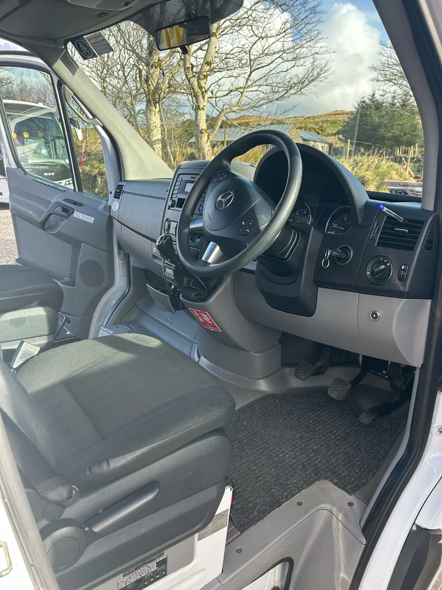 MERCEDES SPRINTER Wheelchair Accessible - Image 3