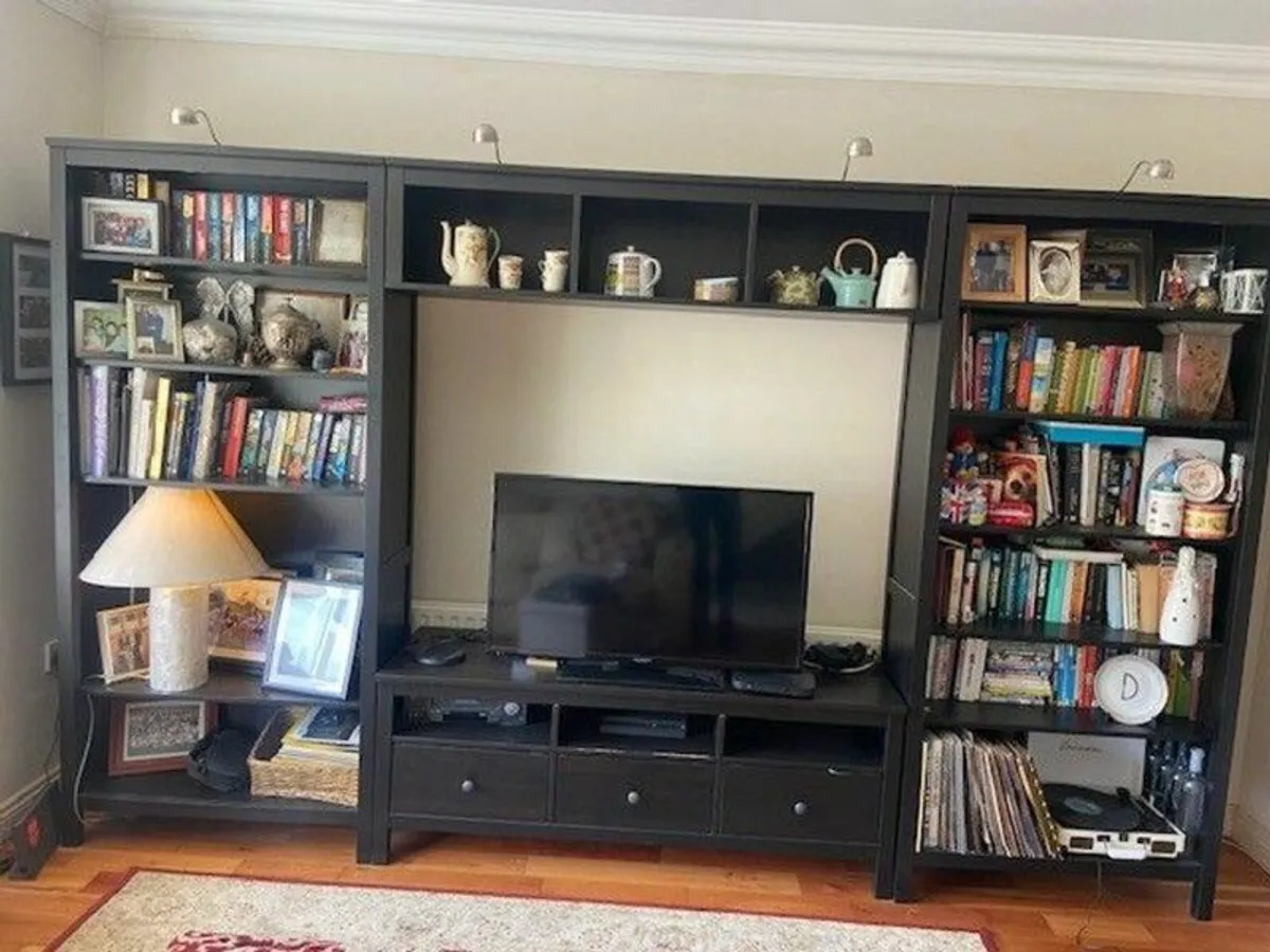 Shelving unit - Image 1