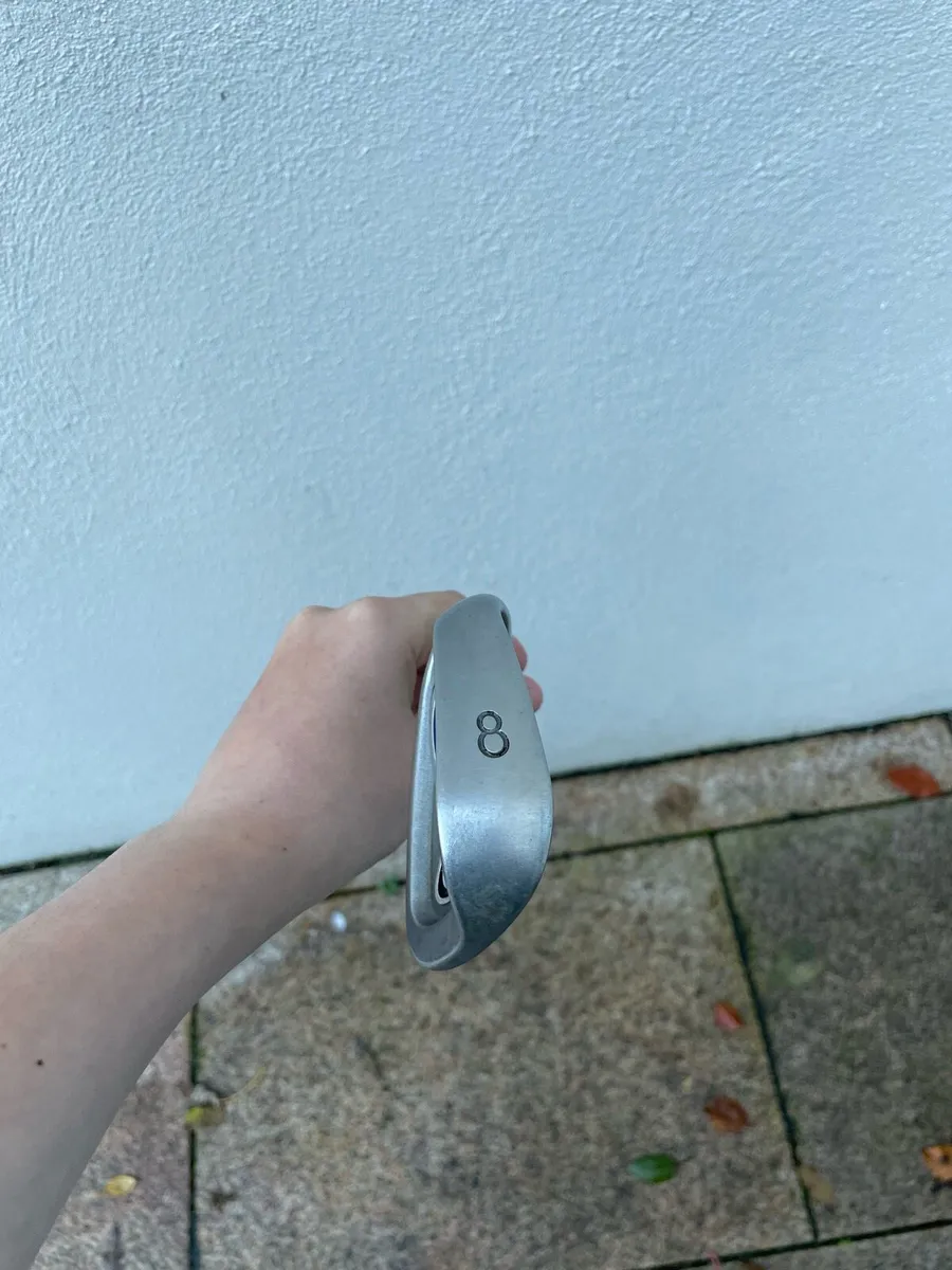 Ping i5 left handed irons - Image 2
