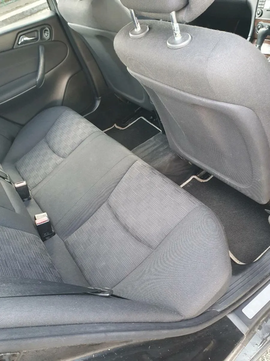 C180 Mercedes - Image 3