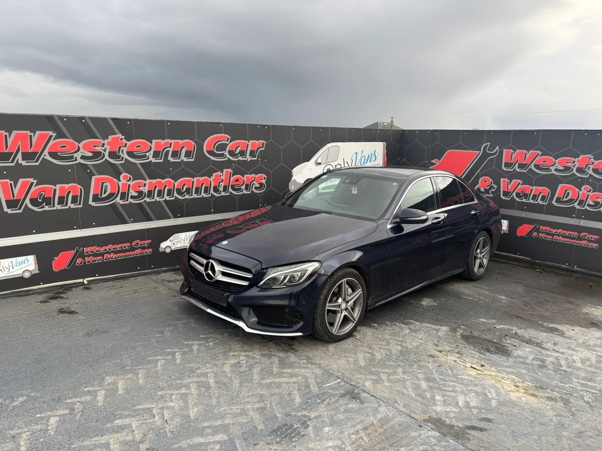 162 Mercedes-c class 250 amg for dismantling