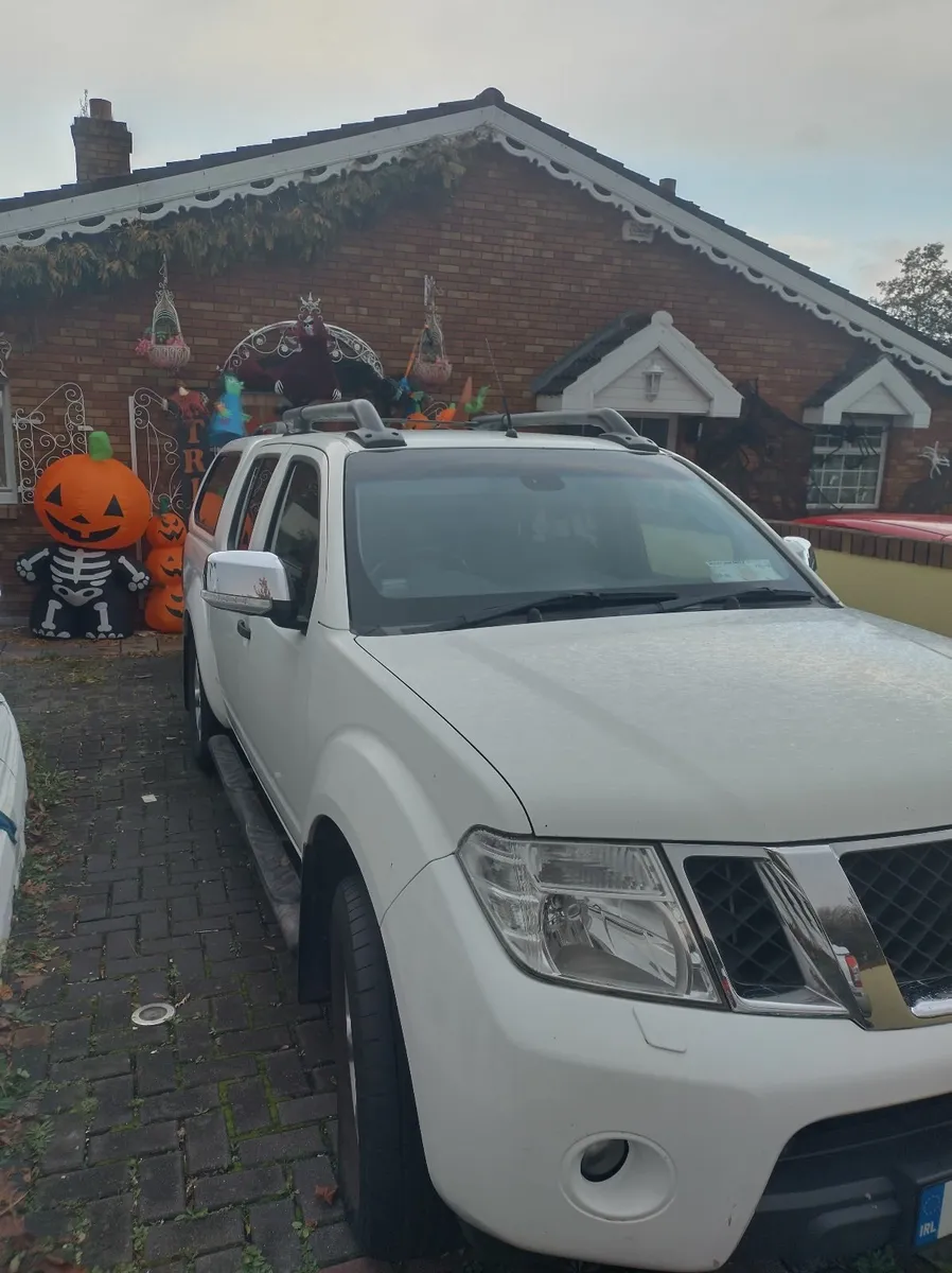 Nissan Navara 2012 - Image 1