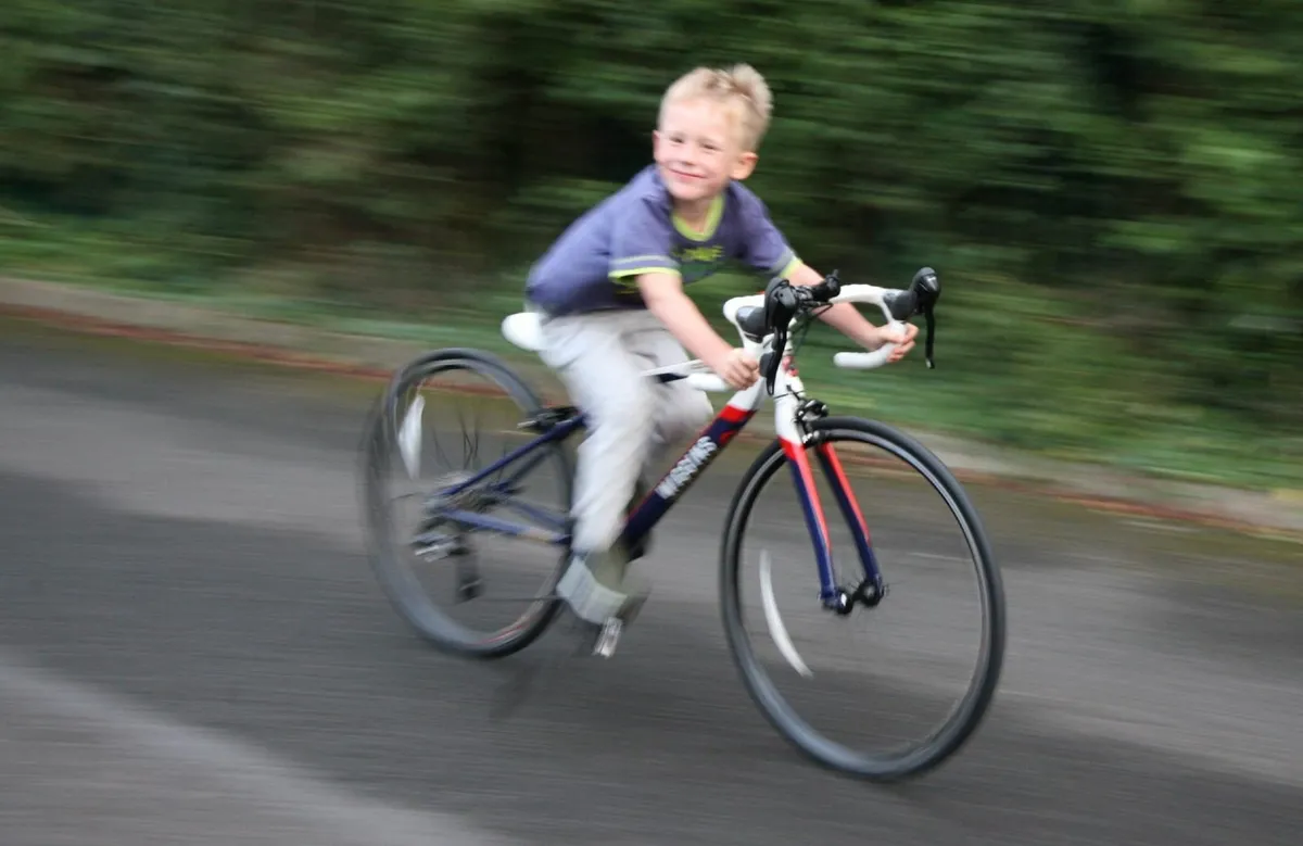 Wiggins 20" boys 6 Speed road bike. - Image 2