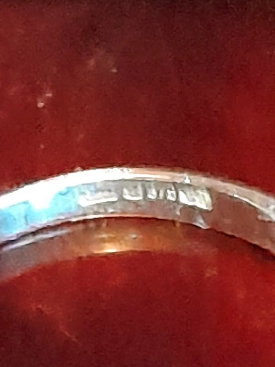 9 karat gold blue topaz ring - Image 4