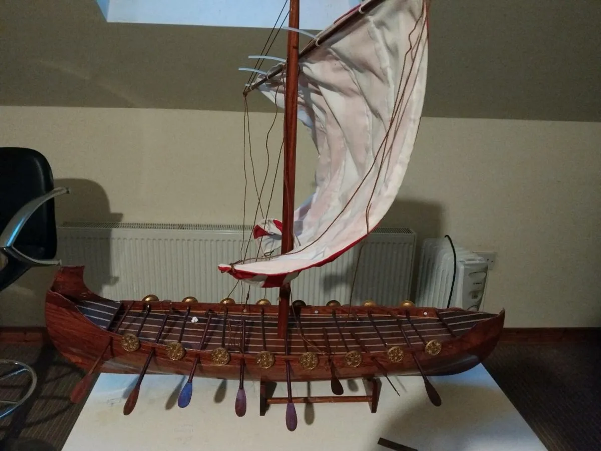 Viking model ship - Image 2