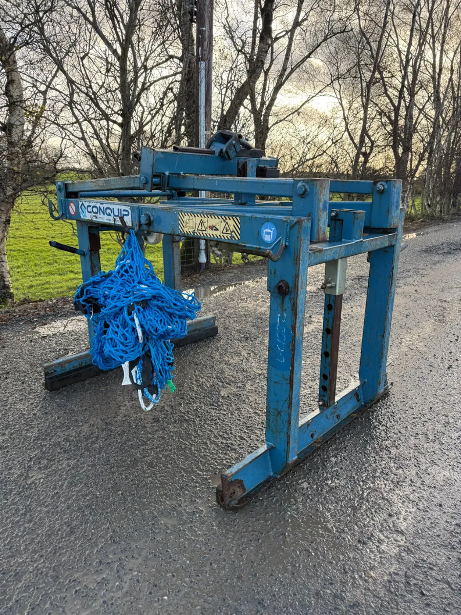 Block Grab - Image 1