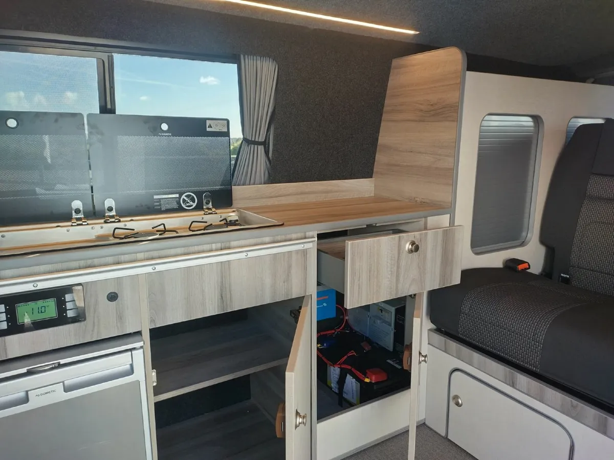 Campervan - Image 4