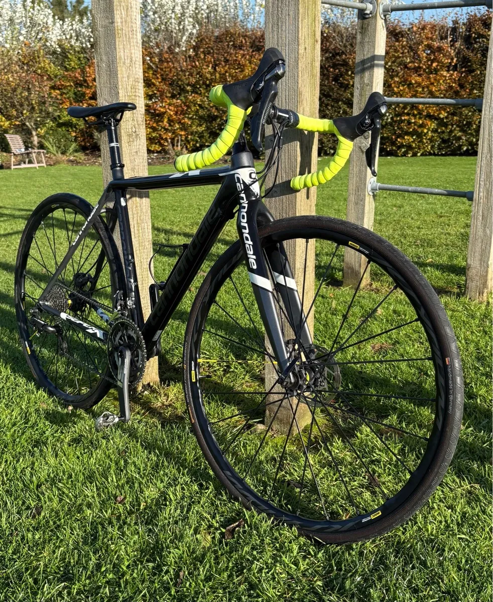 Cannondale Carbon Bike - 2 Wheelsets - Image 1