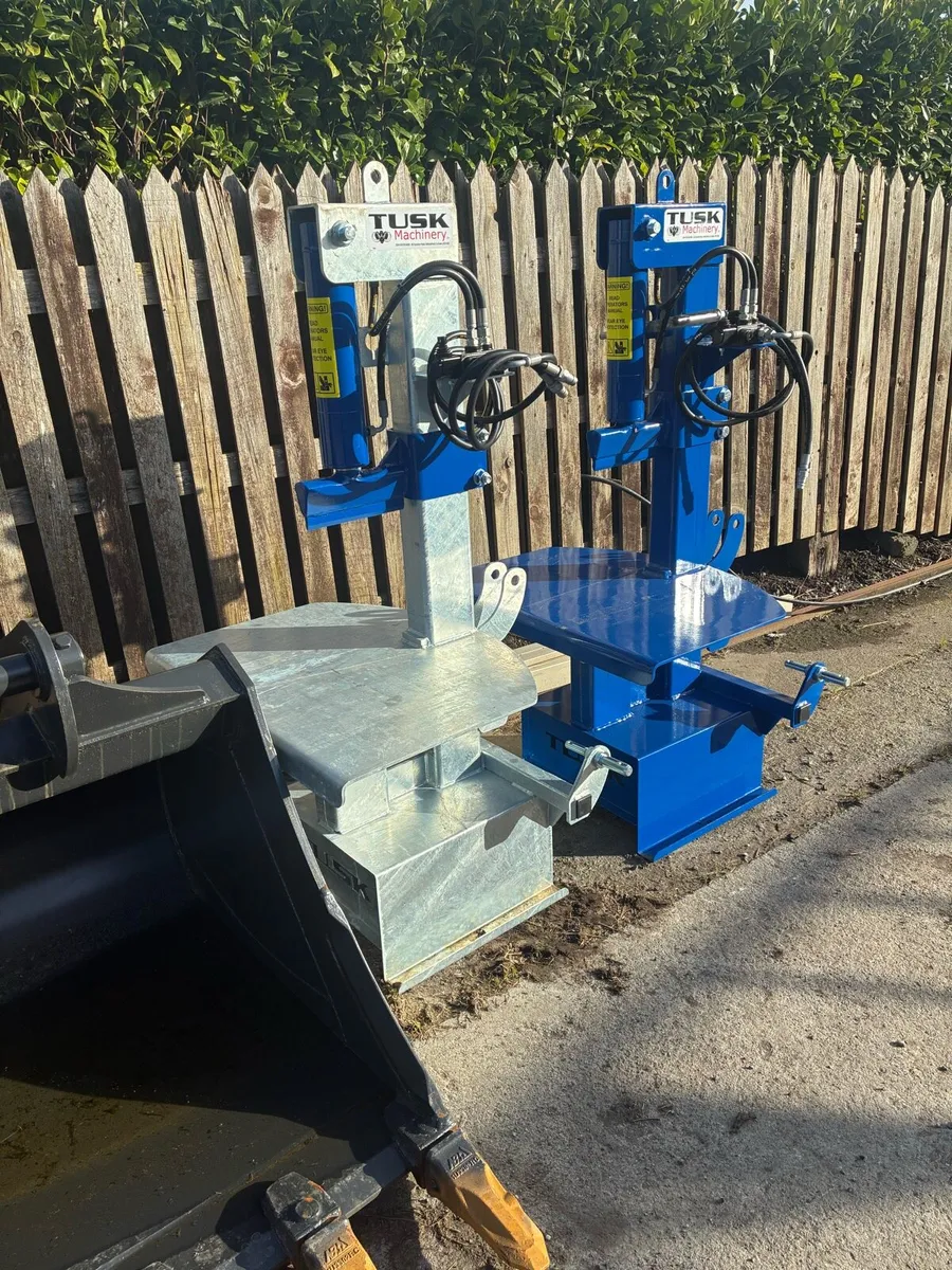 Tusk log splitters - Image 1