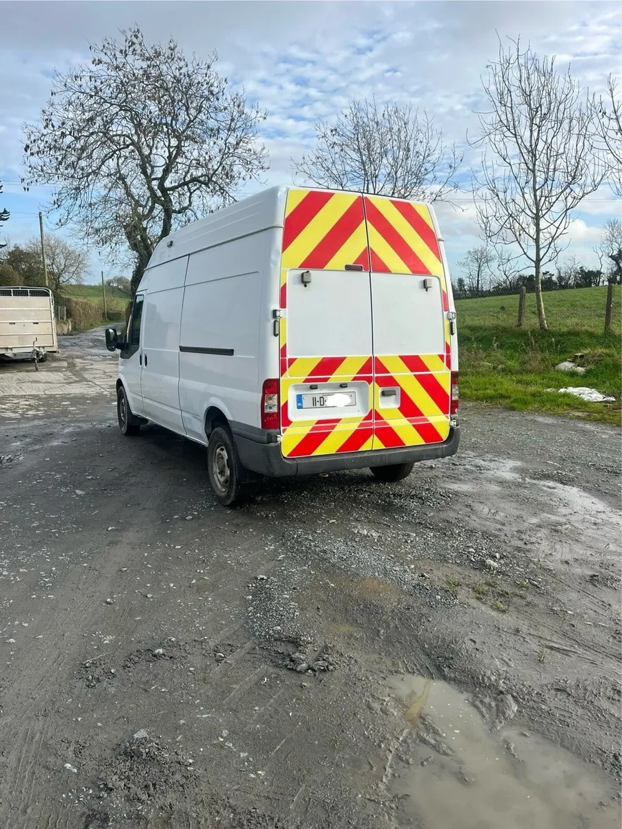 Ford Transit 2.4 - Image 2