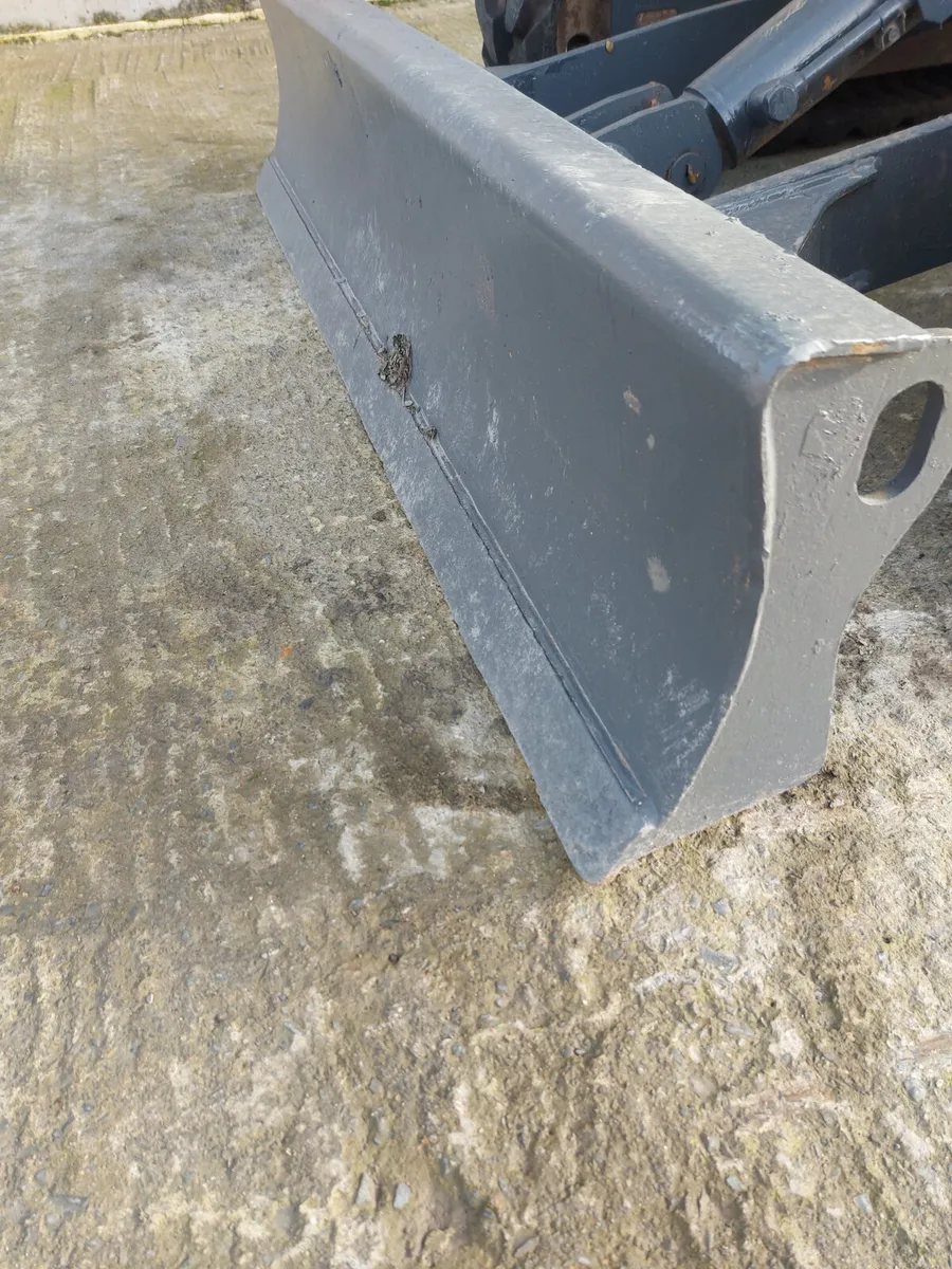 Mini digger - Image 3