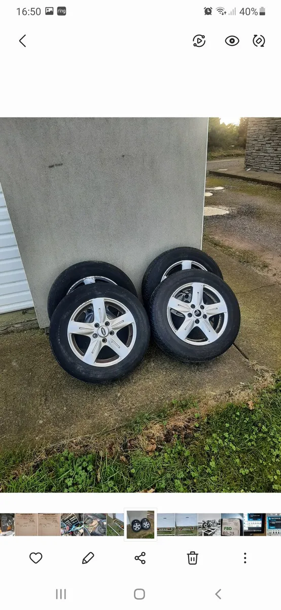 Alloys/ roof bars - Image 1