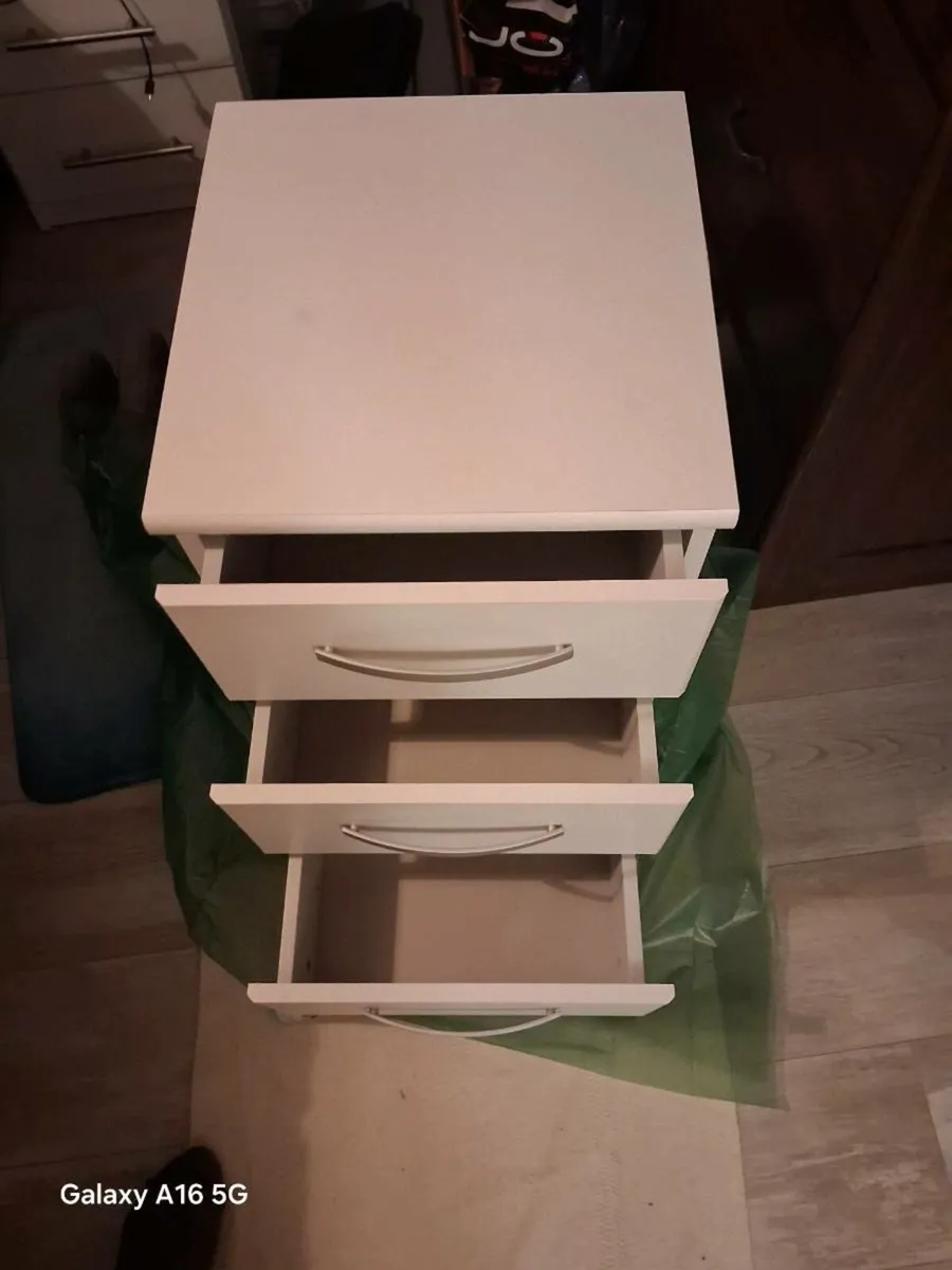 Bedside locker - Image 1