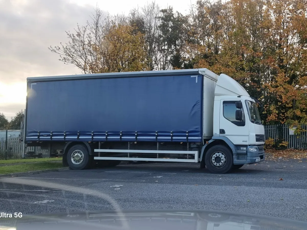Daf LF55 curtainside ready to work.Try me. - Image 1