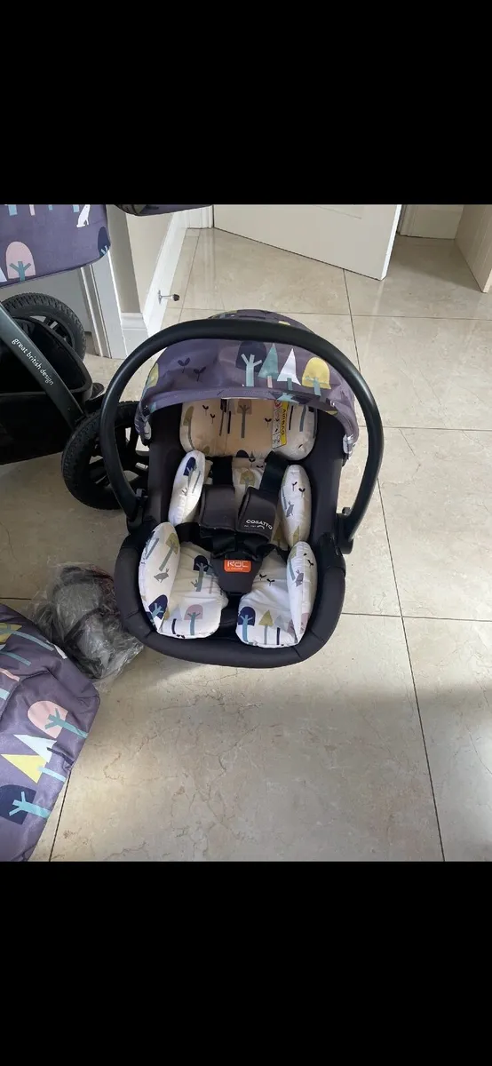 Cosatto wow Car Seat and i-Size Base Bundle Wilde - Image 3