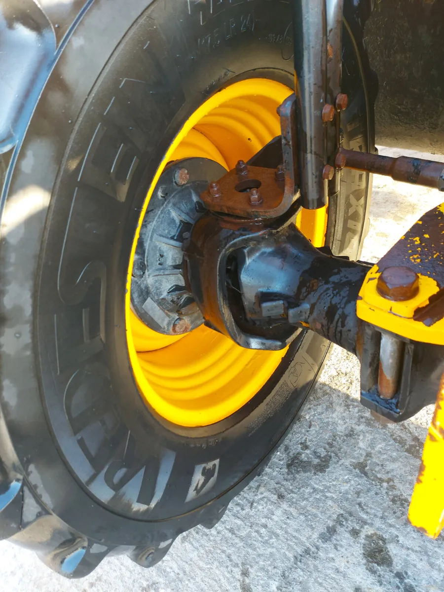 Jcb  531-70 agri super - Image 4