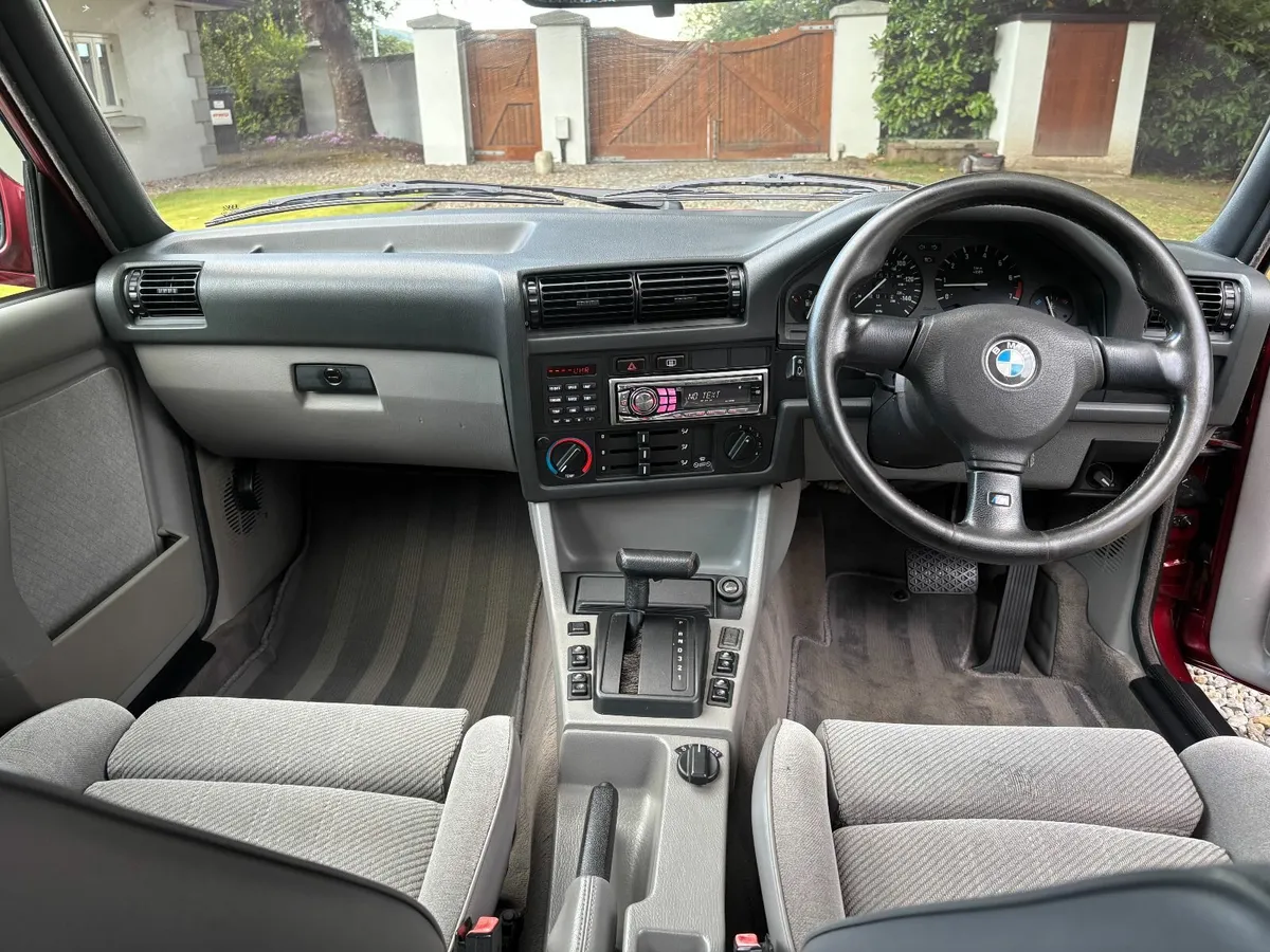 BMW 3-Series 1991 - Image 3