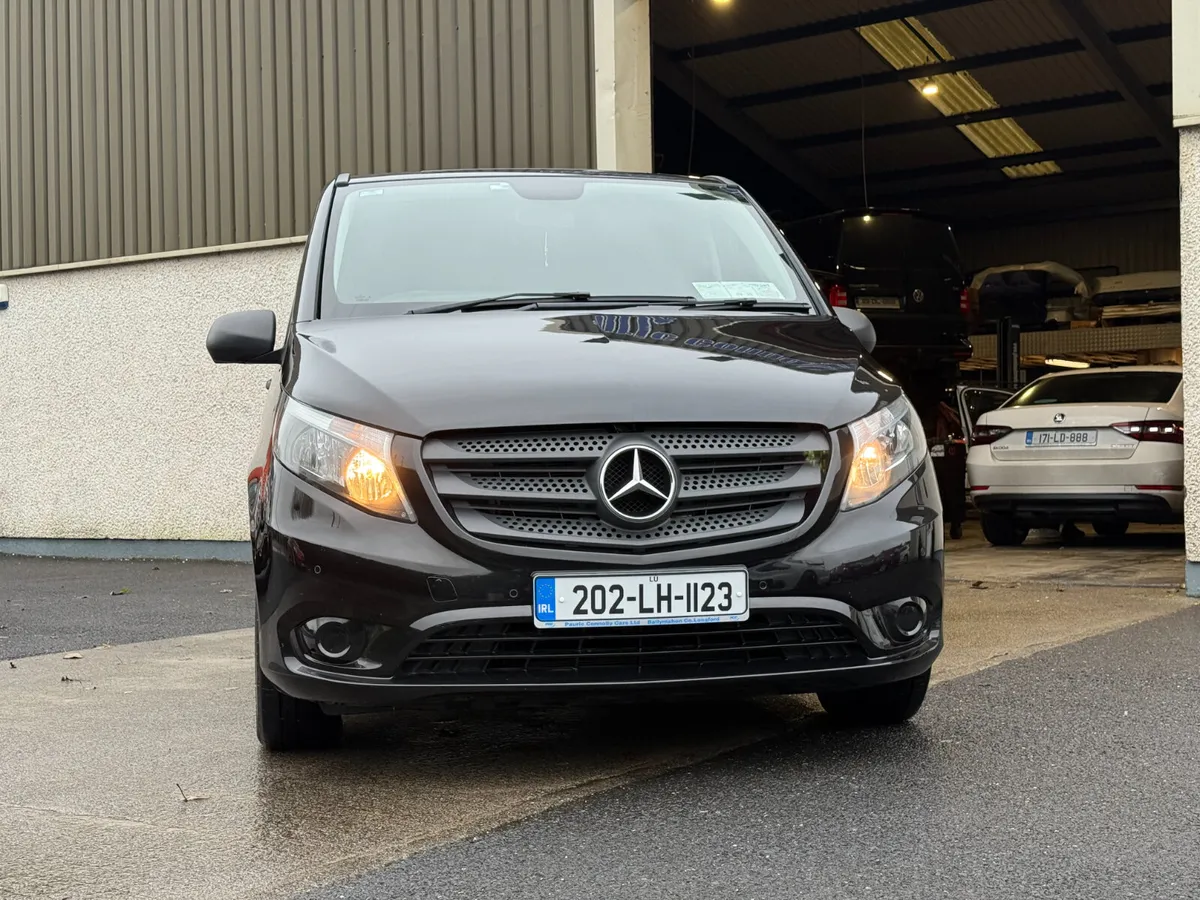 Mercedes Benz Vito Tourer 119CDI 9 Seat - Image 2