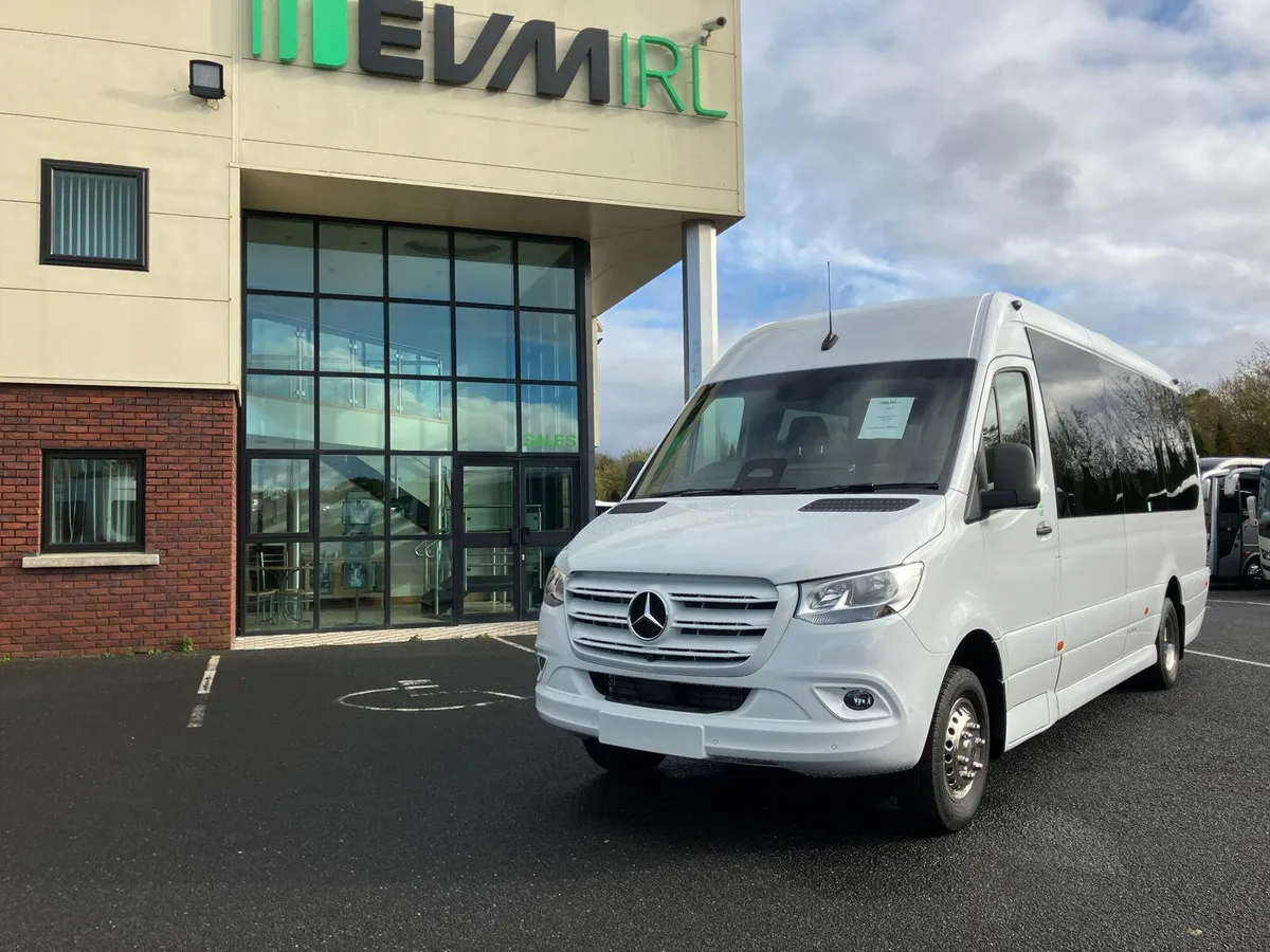 19 + D Accessible Sprinter - Immediate Delivery - Image 1