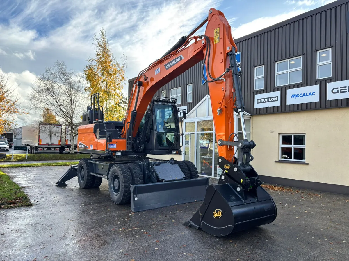 New Develon (Doosan) Dx140W-7 - Image 2