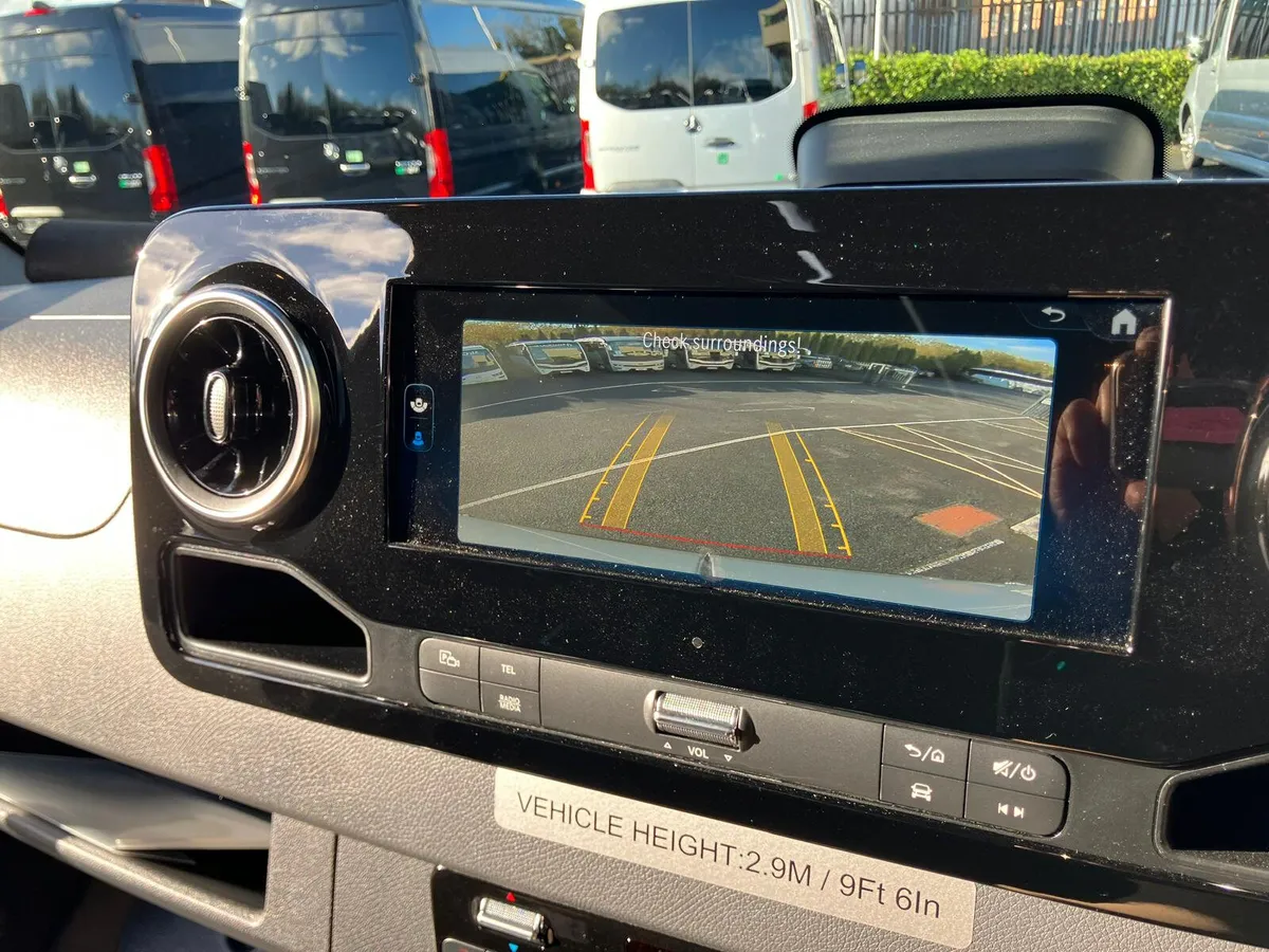 19+D Classic Accessible Sprinter - Image 3