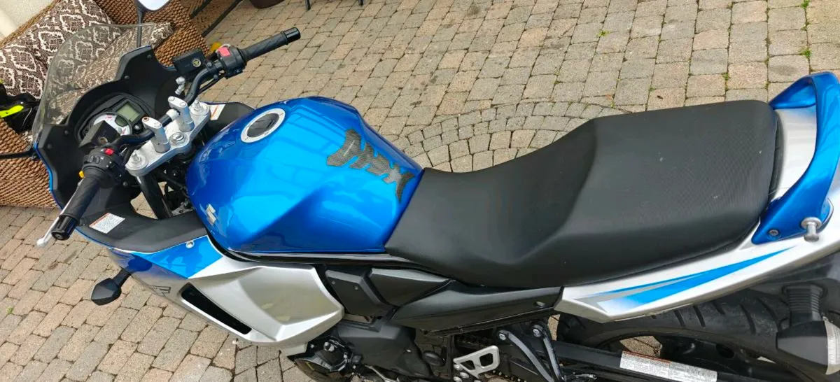 Suzuki Gxf650f - Image 1