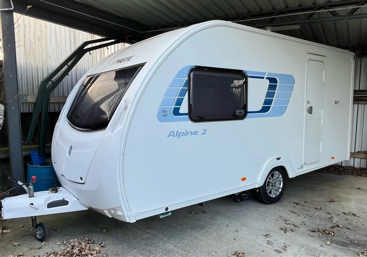 SWIFT SPRITE ALPINE 2 berth caravan - Image 3