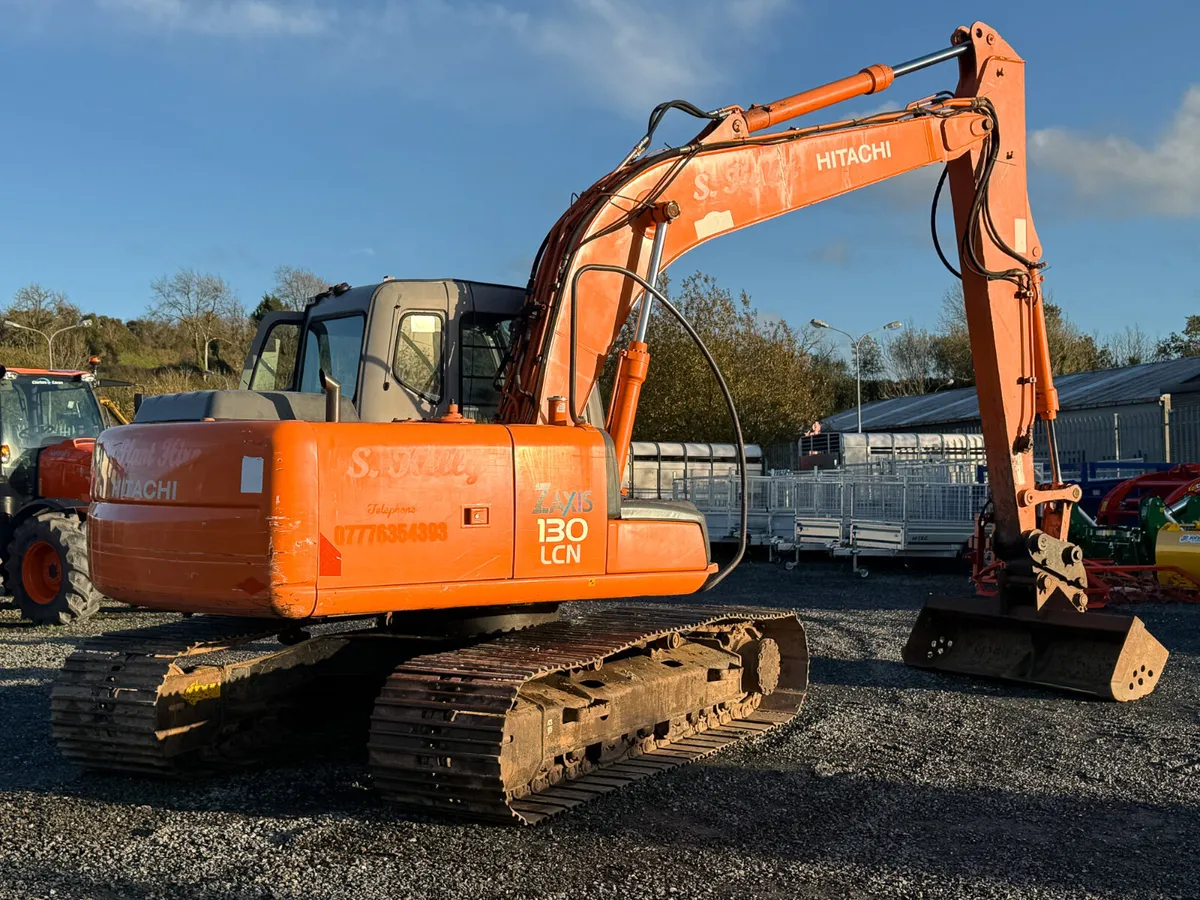 2005 Hitachi EX130-1 Digger - Image 3