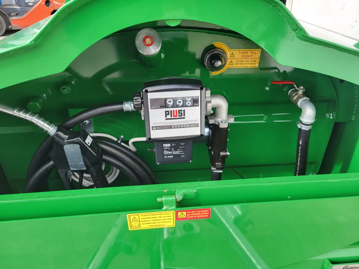 New Cashels 1000L Twin Axle Fuel Bowser - Image 4