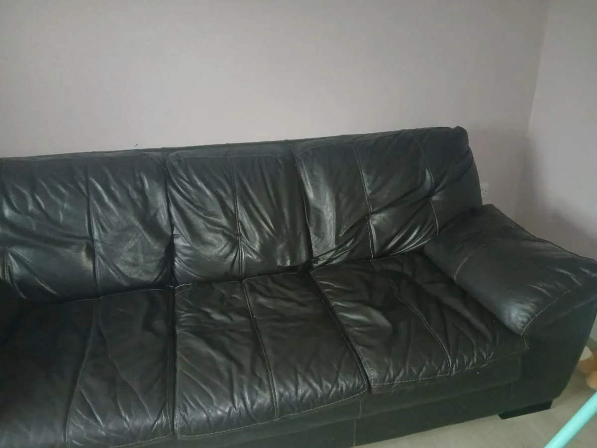 Couch - Image 1