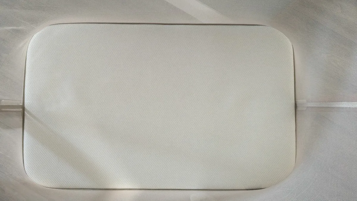 Tutti Bambini ZiZee® Breathable Rocking Crib - Image 2