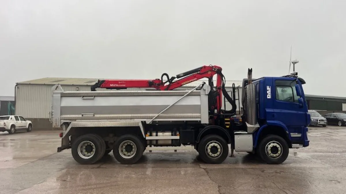 2015 DAF CF440 8 X 4 Grab Truck - Image 3