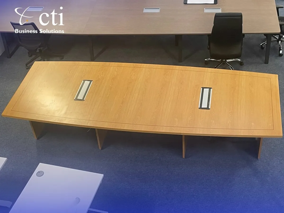 Fabulous 3.6M Oak Boardroom Table - Grade A - Image 3