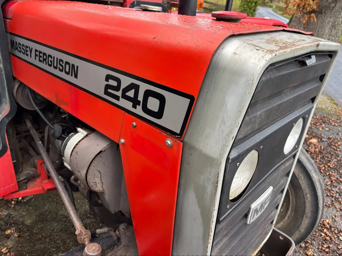 MF 240 c/w Cab and MF 135 for sale - Image 2