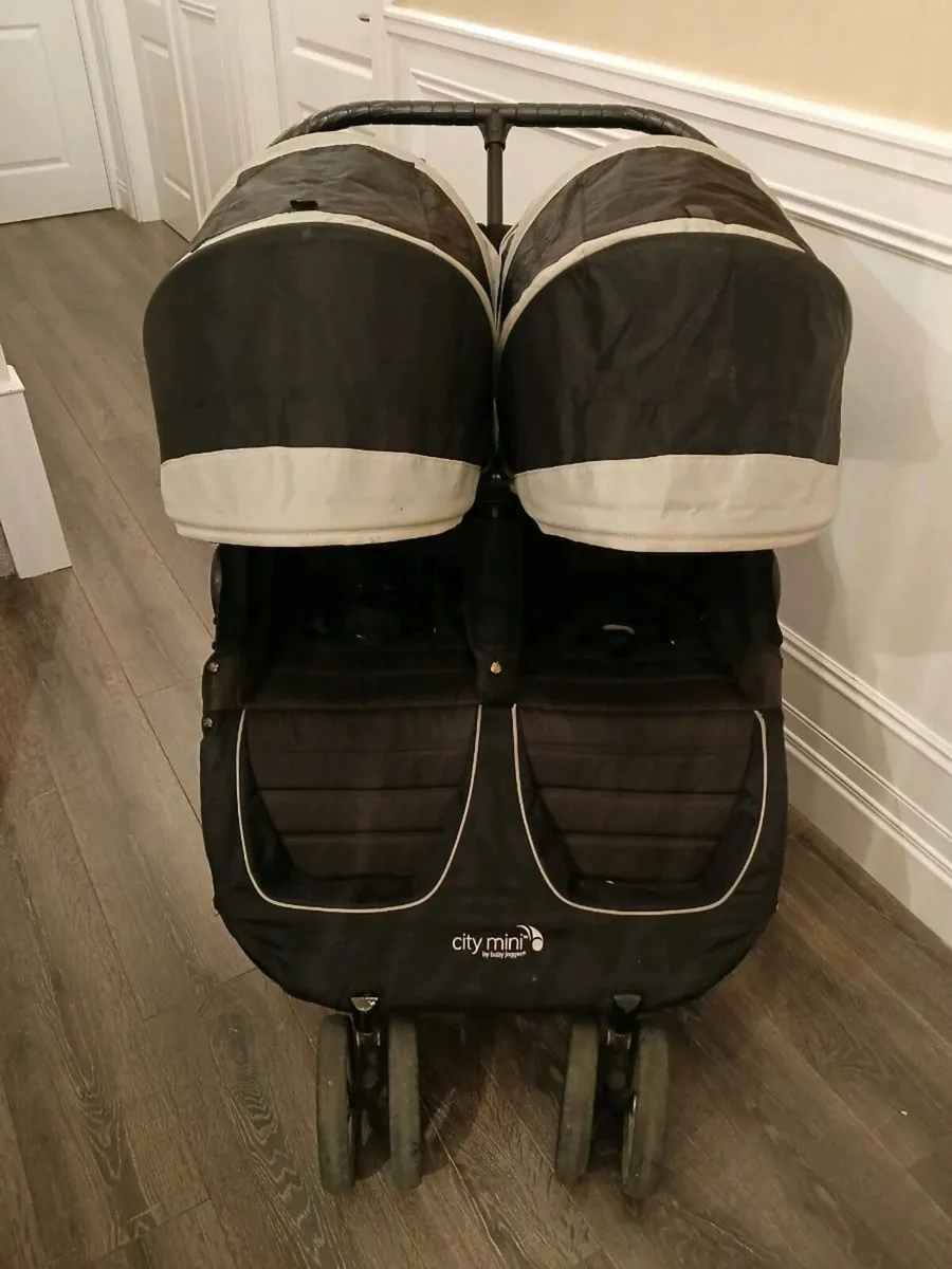 City Mini Double Buggy - Image 2