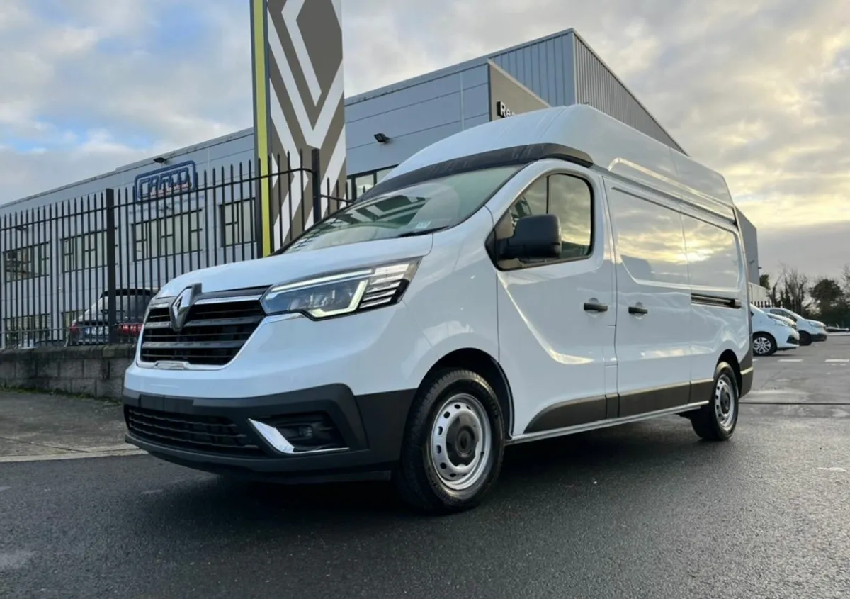 Renault Trafic L2H2 HR 150 - Image 1