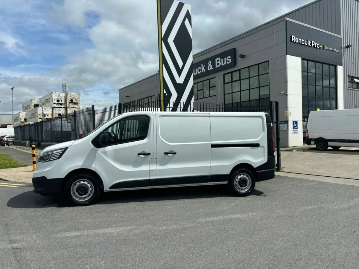 Renault Trafic ALL NEW TRAFIC  LL30 Blue dCi 130 S - Image 2